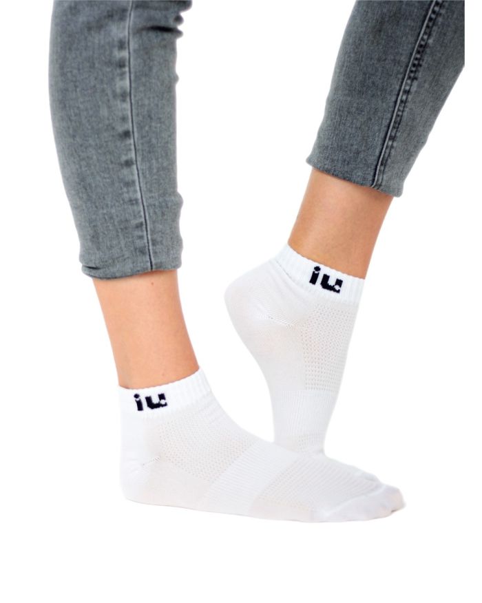 Meia soquete iuseu feminina branca