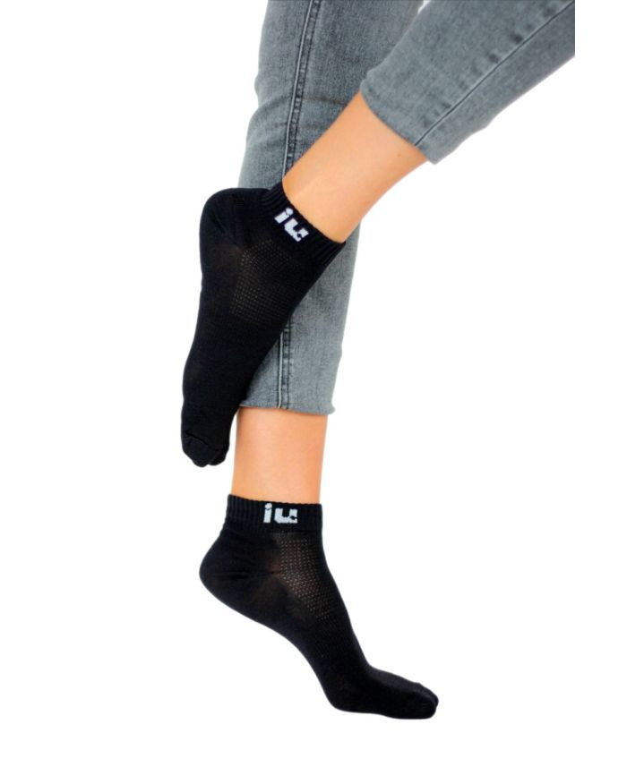 Meia soquete  iuseu feminina preta